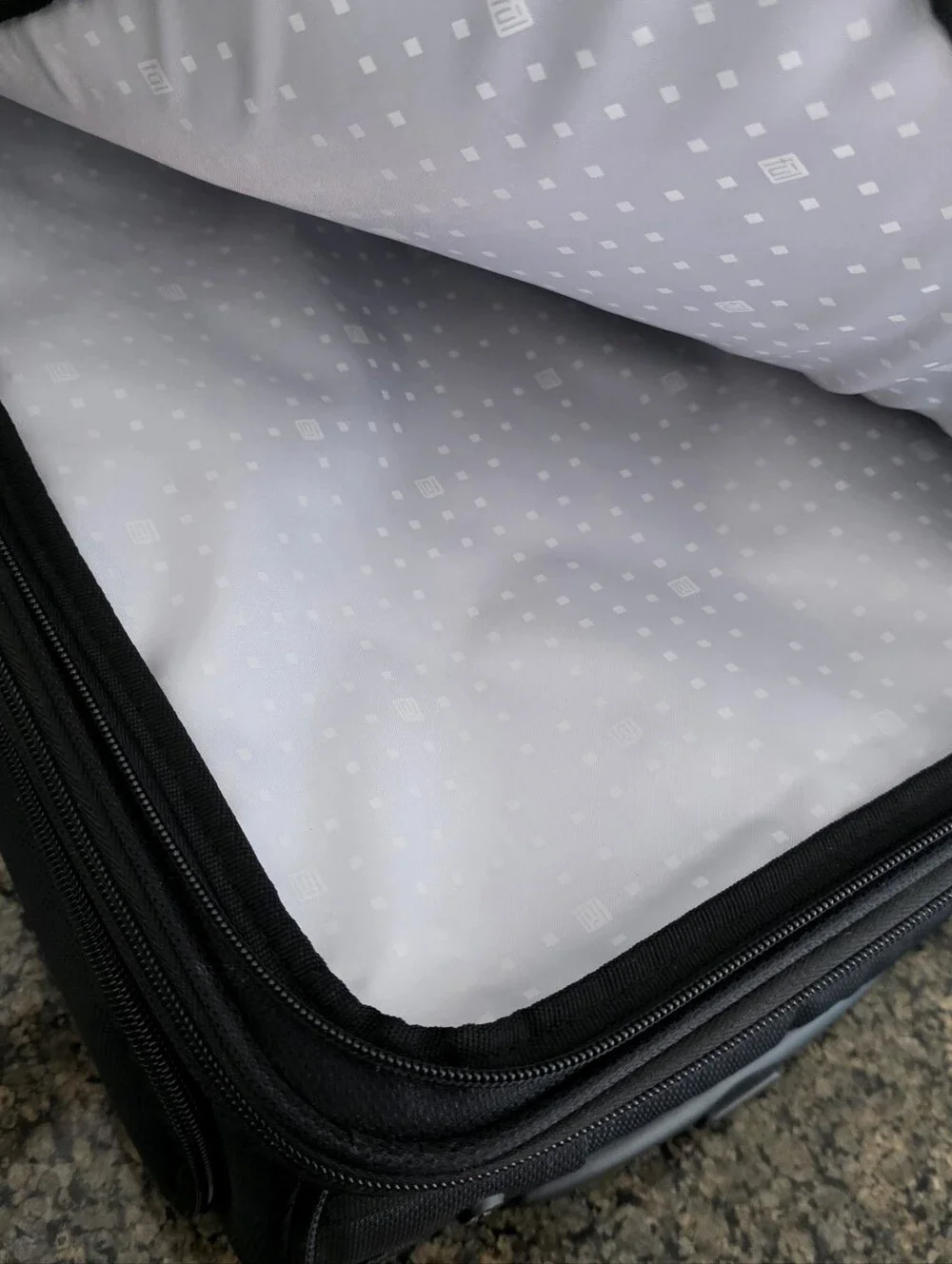 Ful Rolling Luggage Small Suitcase Bag 20